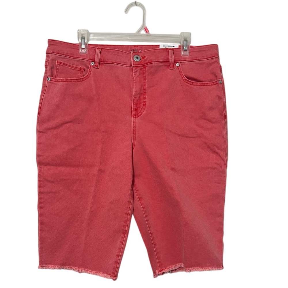 NWT Style & Co Women’s Denim Cherry Bliss Bermuda Mid Rise Shorts